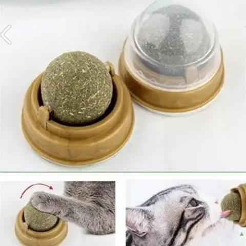 Natural Catnip Licking Ball 30g