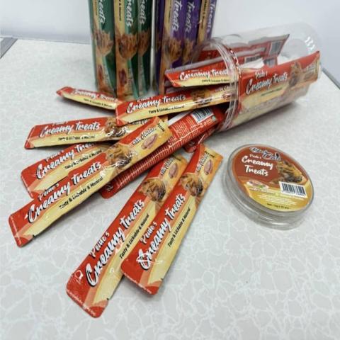 Black Cats Creamy Treats With Chicken (15g X 25cs)