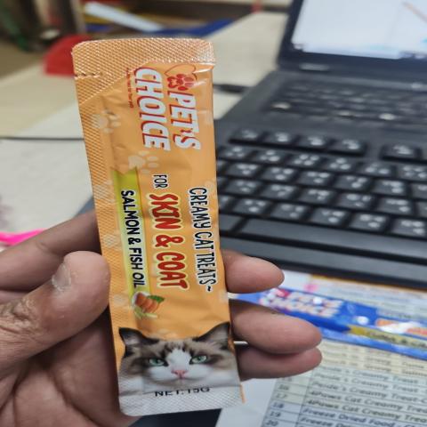 Pets Choice Creamy Cat Treats Skin & Coat (Salmon & Fish oil) 15g